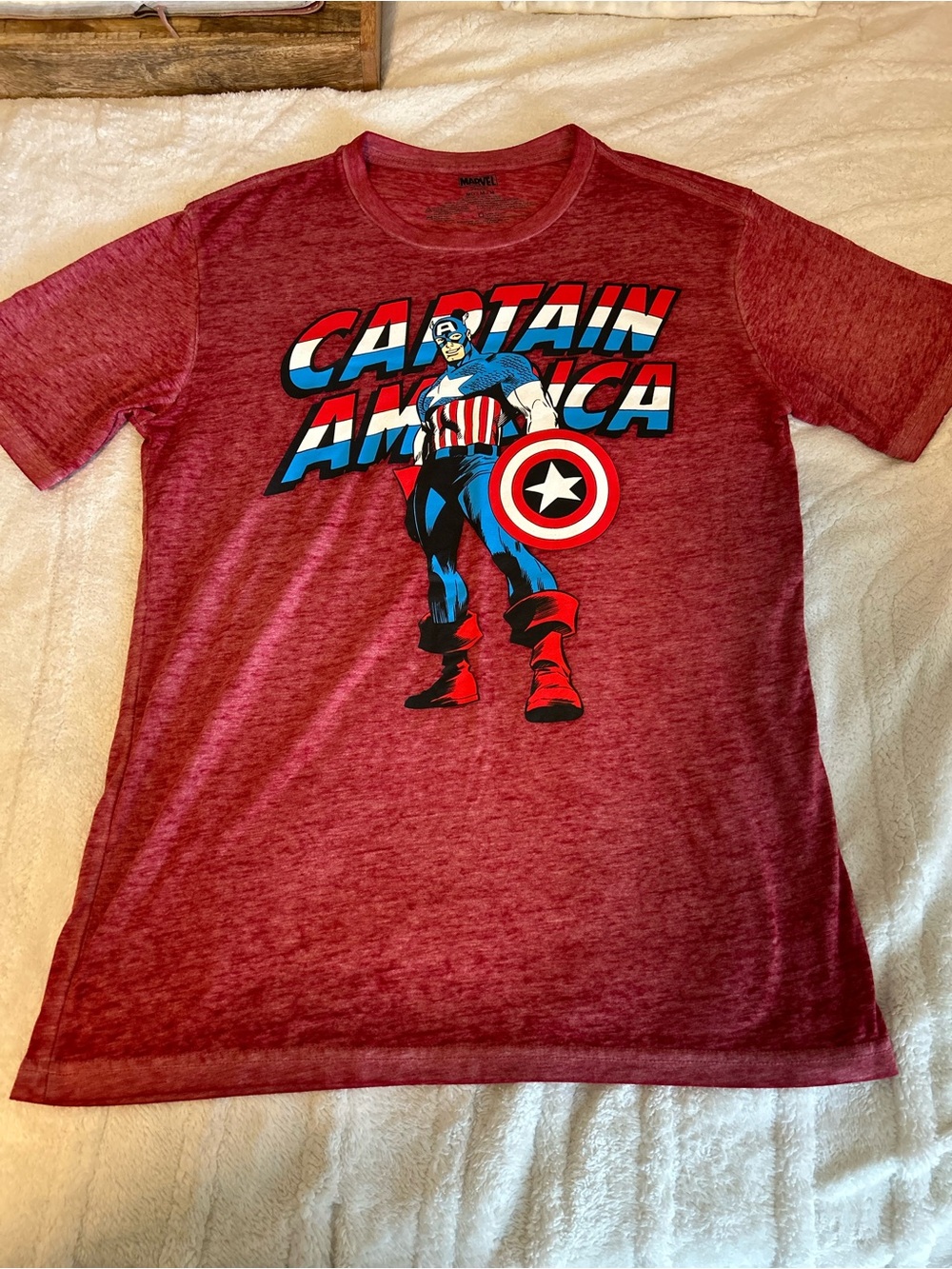 Captain America NWOT MARVEL t-shirt